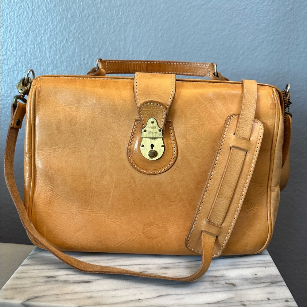 Vintage Bree Classic Leather Handbag - Picture 2 of 5